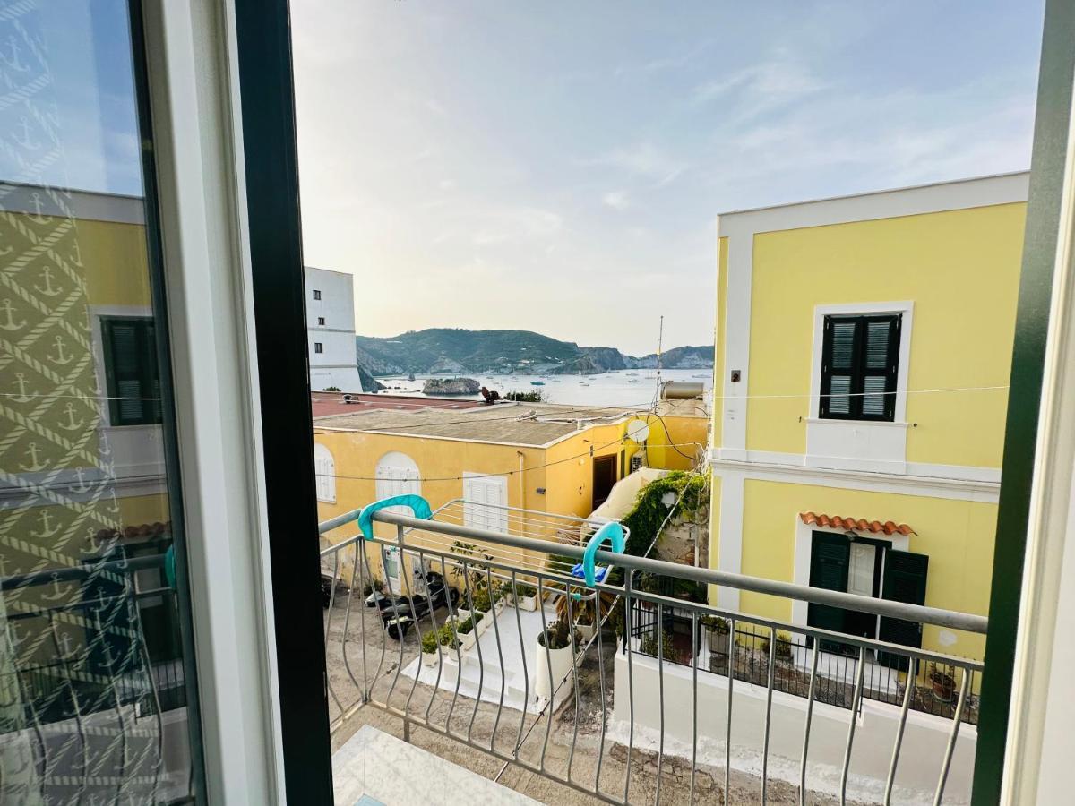 Sky Ponza - Immobilevante Exteriör bild